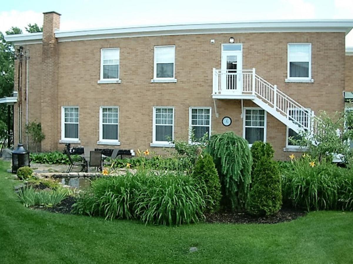 Auberge Le St-Georges Chicoutimi 외부 사진
