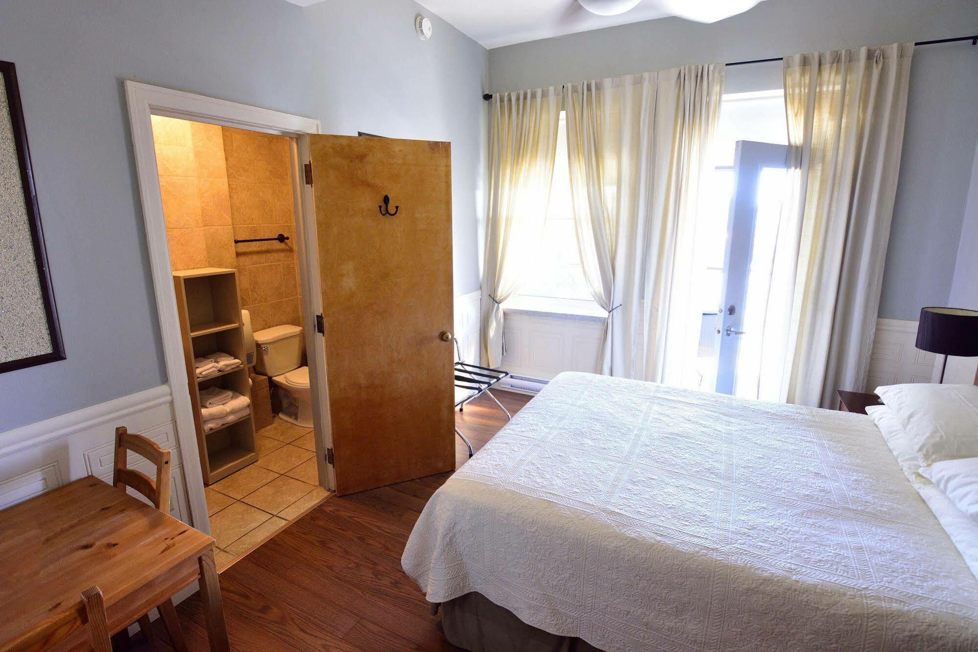 Auberge Le St-Georges Chicoutimi 외부 사진